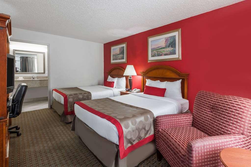 Hotel Ramada By Wyndham New Iberia Zimmer foto